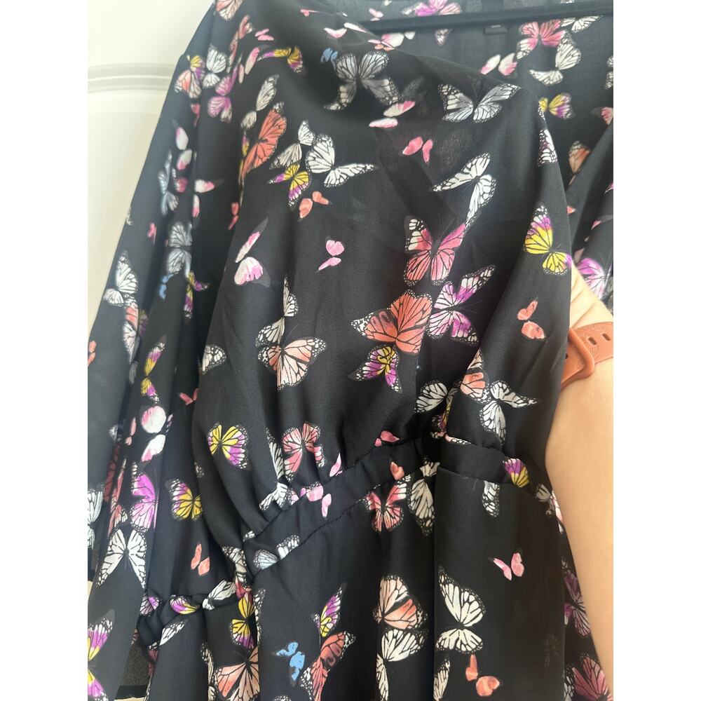 torrid Black Butterfly Print Wrap Blouse - Picture 7 of 7